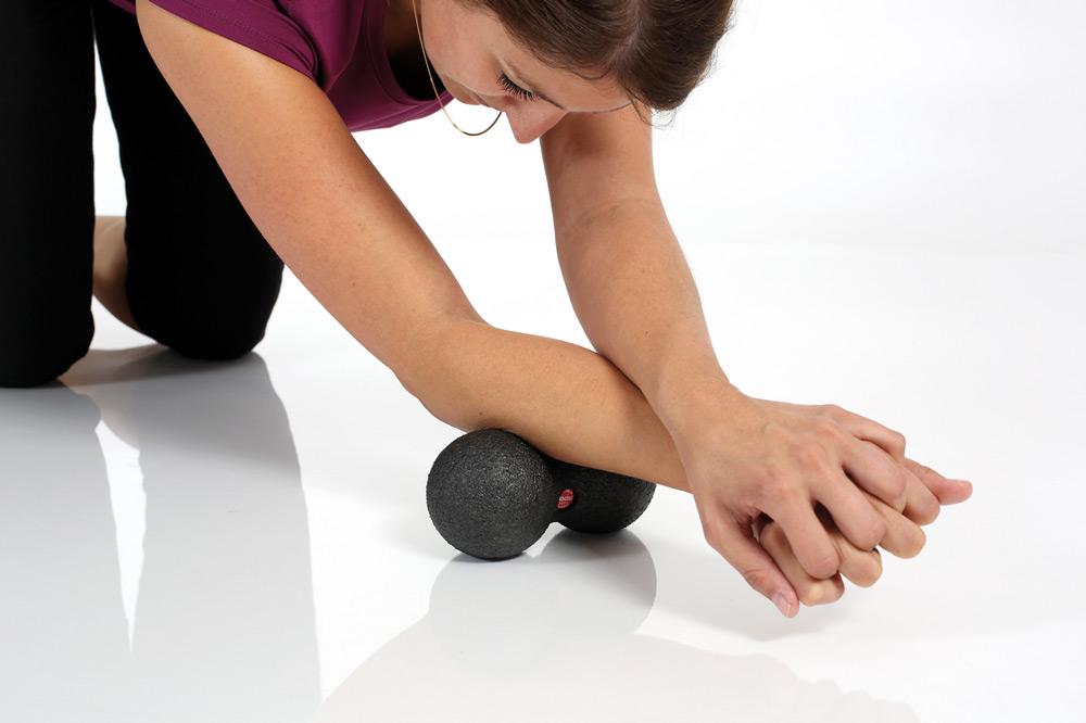 TOGU-Blackroll-Duoball_anw_1_web