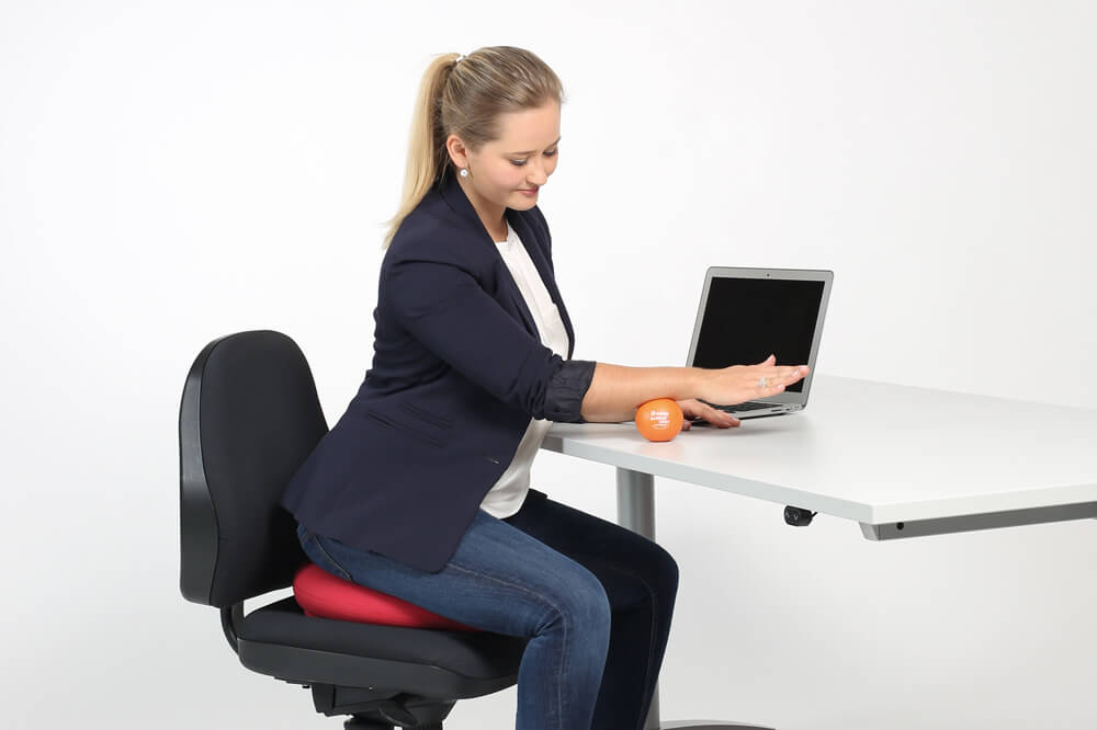 Actiball-Relax-Arbeitsplatz_1_tiny_web