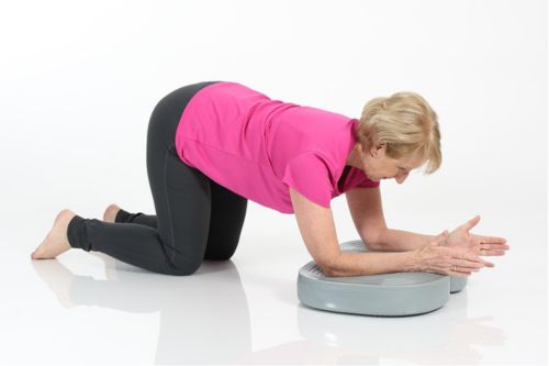 Balance training on Aero Step