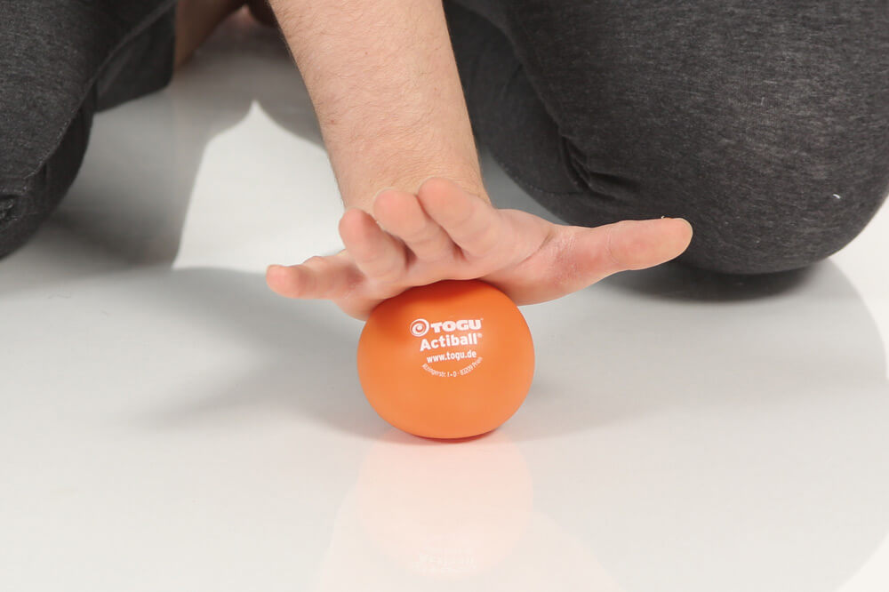Actiball-Relax_S_Anw10_tiny_web