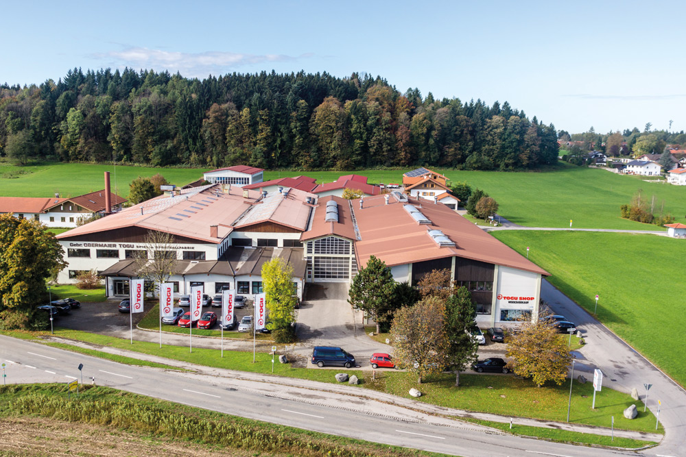 70 Jahre TOGU – Sieben Jahrzehnte Ball-Manufaktur am Chiemsee