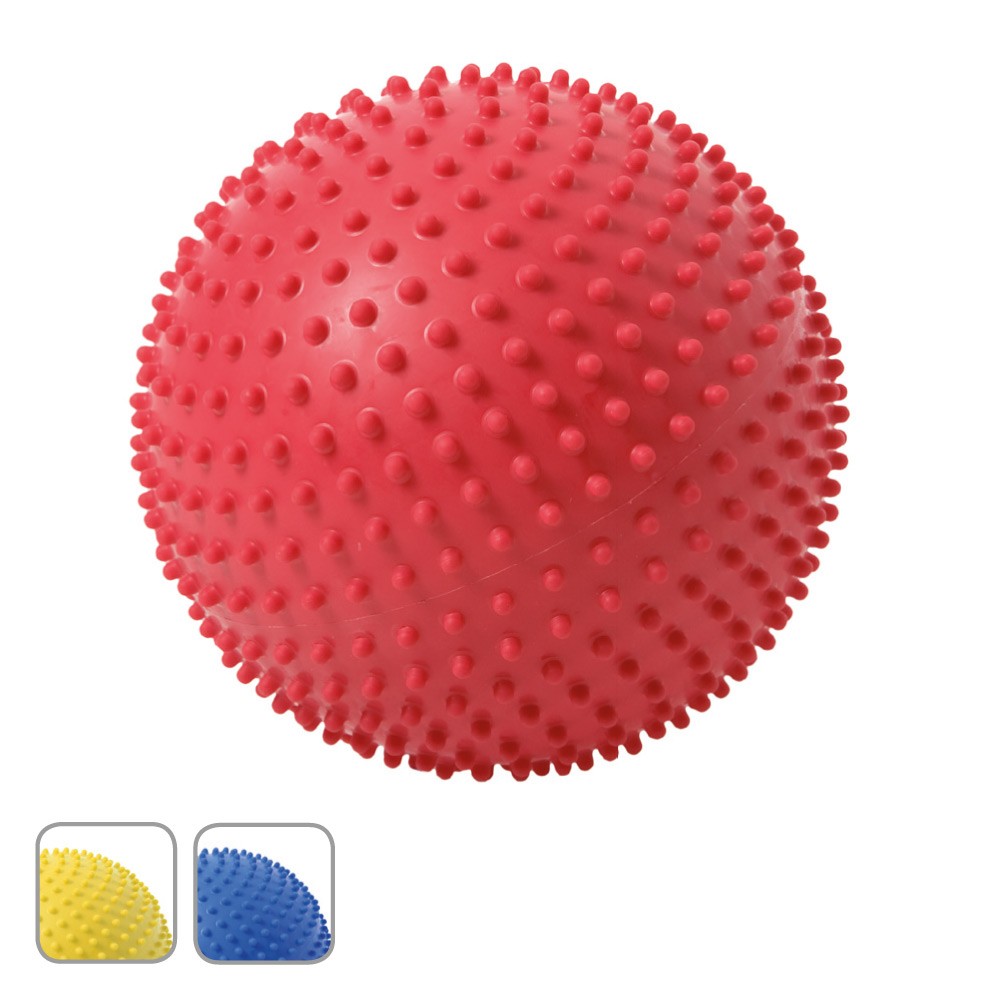 Knobbly catch training ball